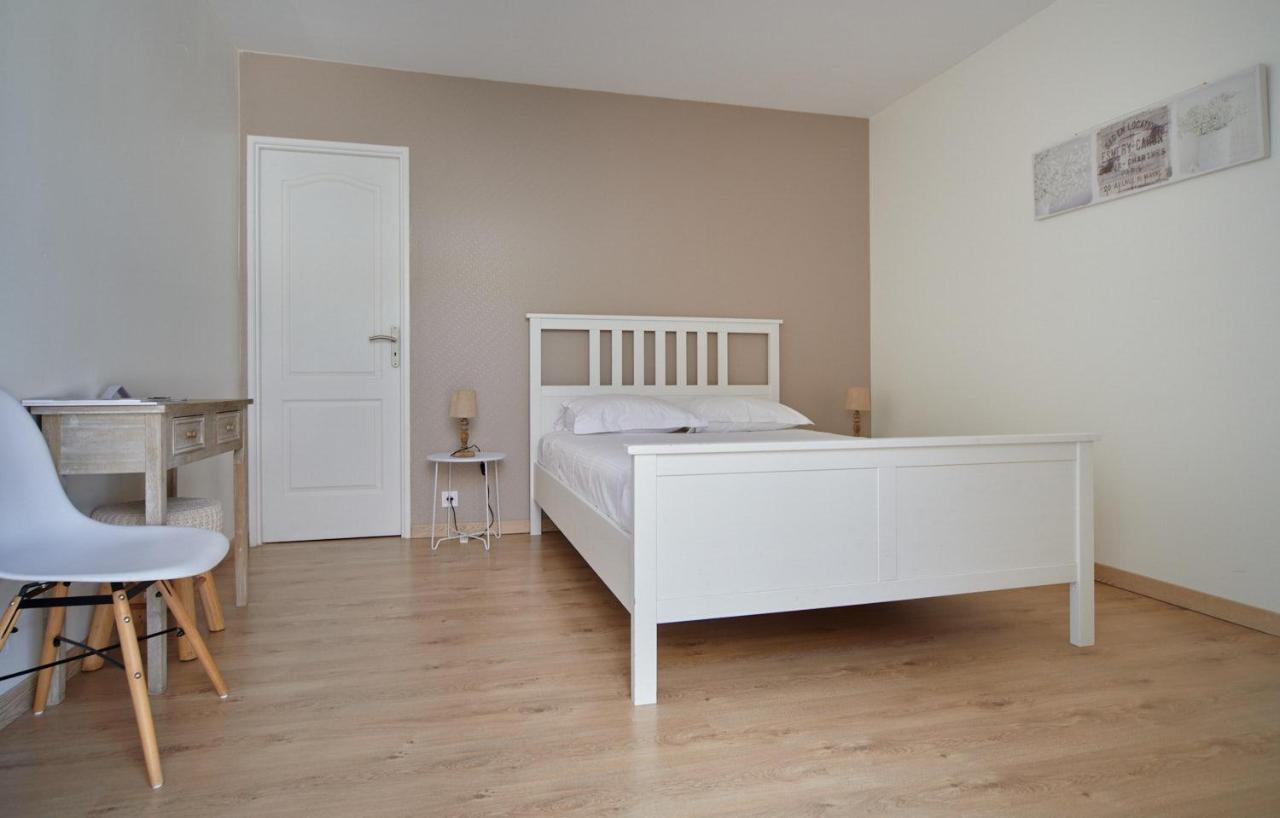 Le Carre Saint Pierre - Chambres D'Hotes Marey-les-Fussey Ngoại thất bức ảnh