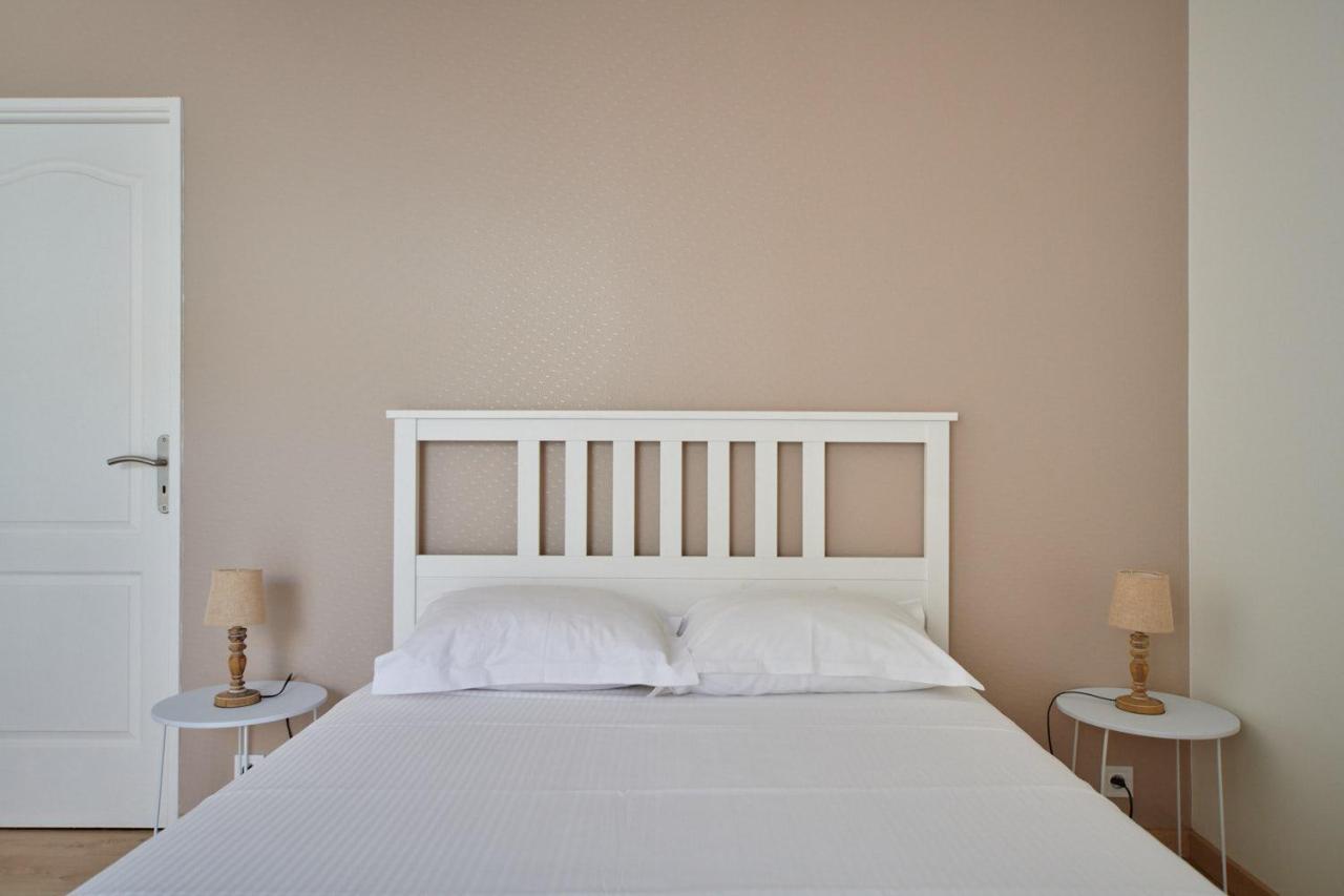 Le Carre Saint Pierre - Chambres D'Hotes Marey-les-Fussey Ngoại thất bức ảnh