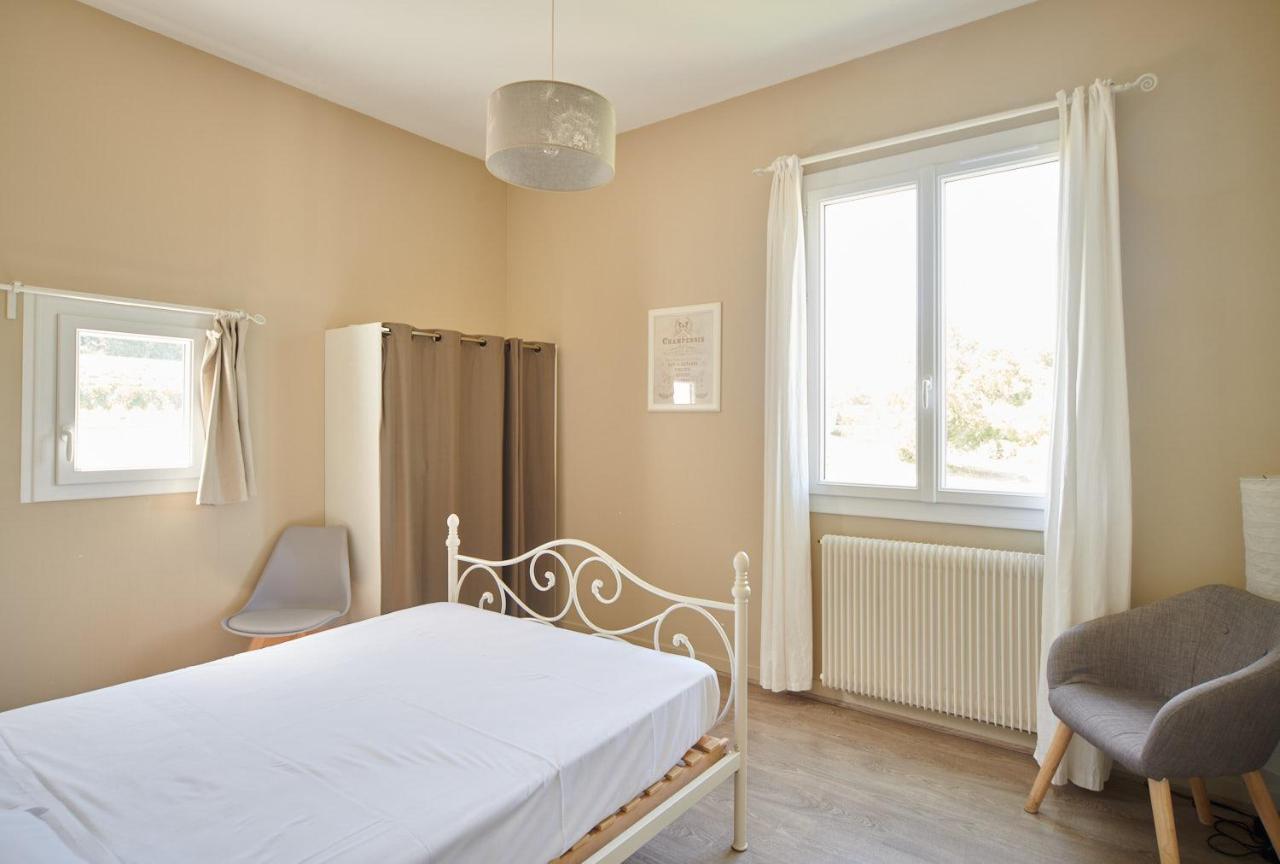 Le Carre Saint Pierre - Chambres D'Hotes Marey-les-Fussey Ngoại thất bức ảnh